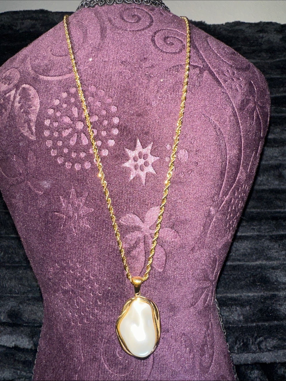 Gold-Tone Rope Chain Necklace with White Pearl-Like Pendant